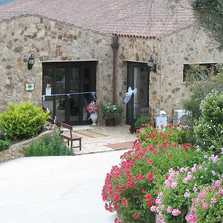 Otel Sardus Pater 3*